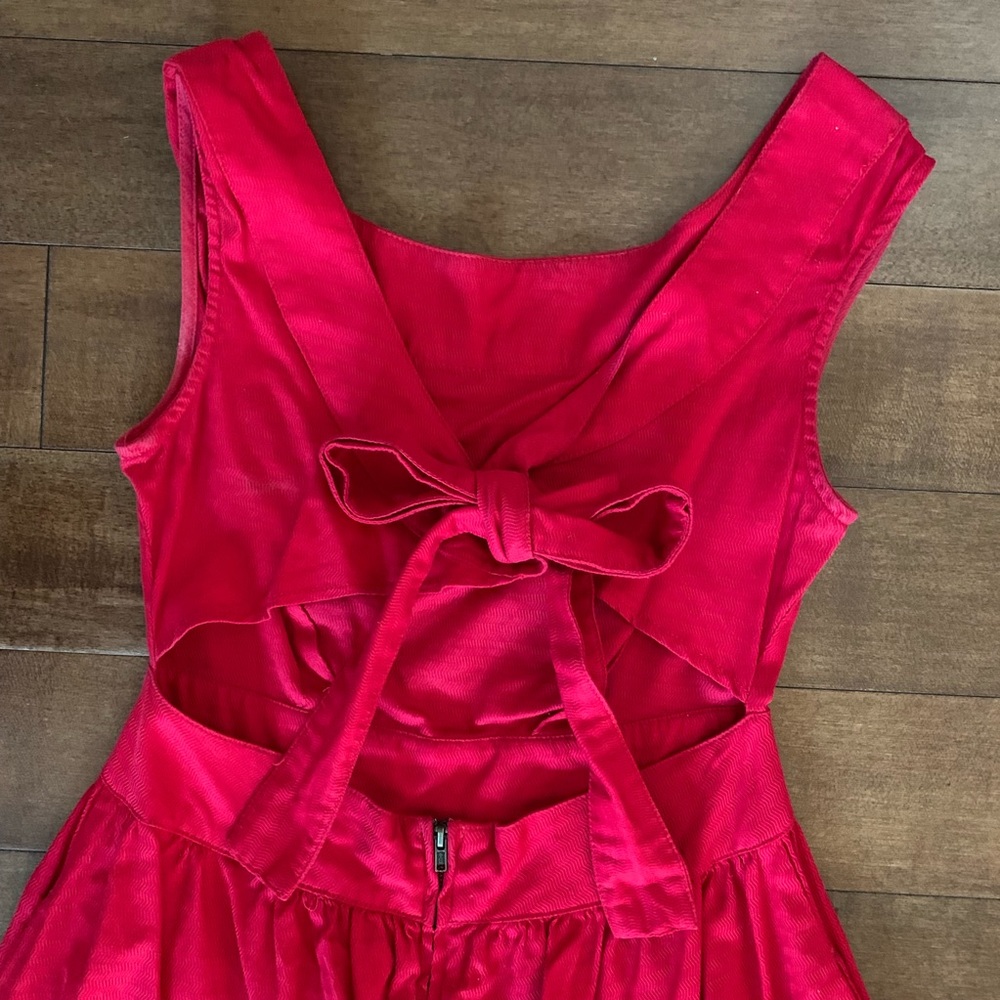 TULLE Red Dress - Picture 4 of 8